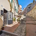 Domus Regina Elena * סנרמו