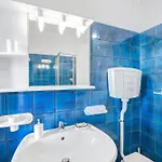 Domus Regina Elena بيت للعطل سانريمو