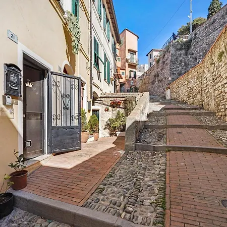 Domus Regina Elena * Sanremo