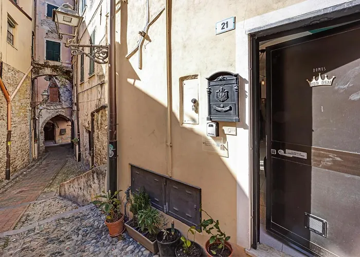 Domus Regina Elena Sanremo